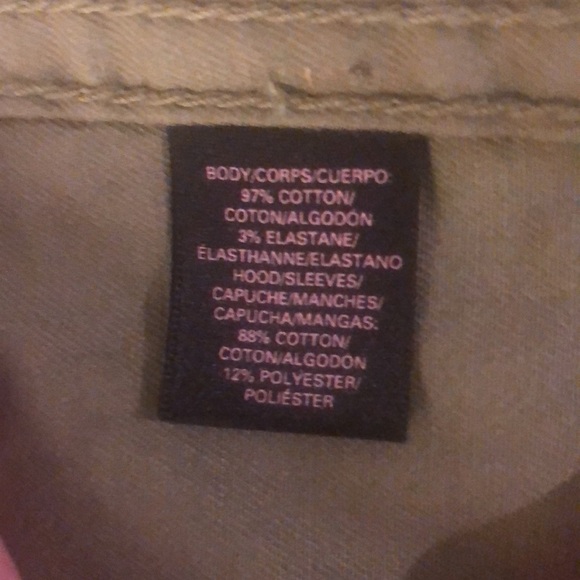 Victoria Secret jacket 🥰 - Picture 9 of 10